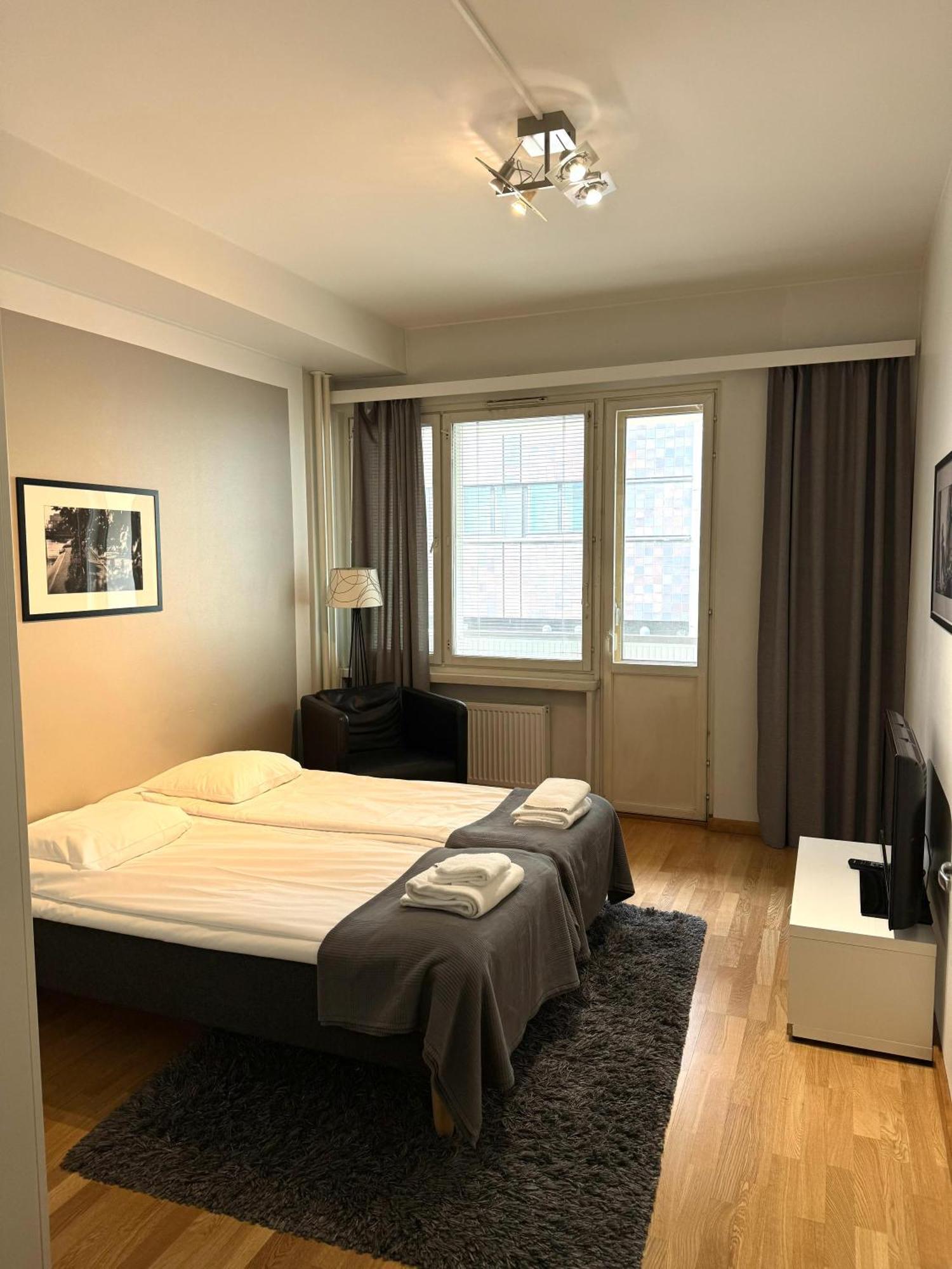 Kotimaailma Apartments Kamppi - 2Br In The City Center With Code Lock Ελσίνκι Εξωτερικό φωτογραφία